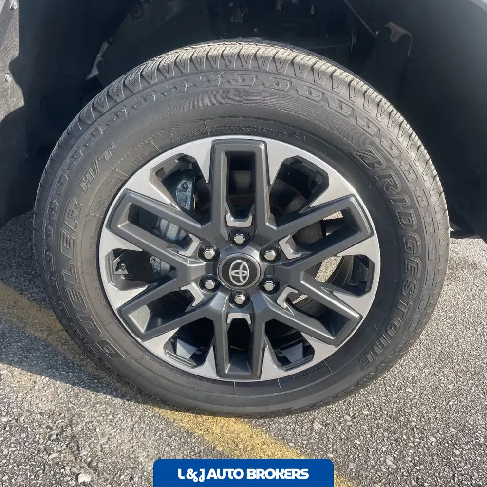 2025 Toyota Tundra Limited HV