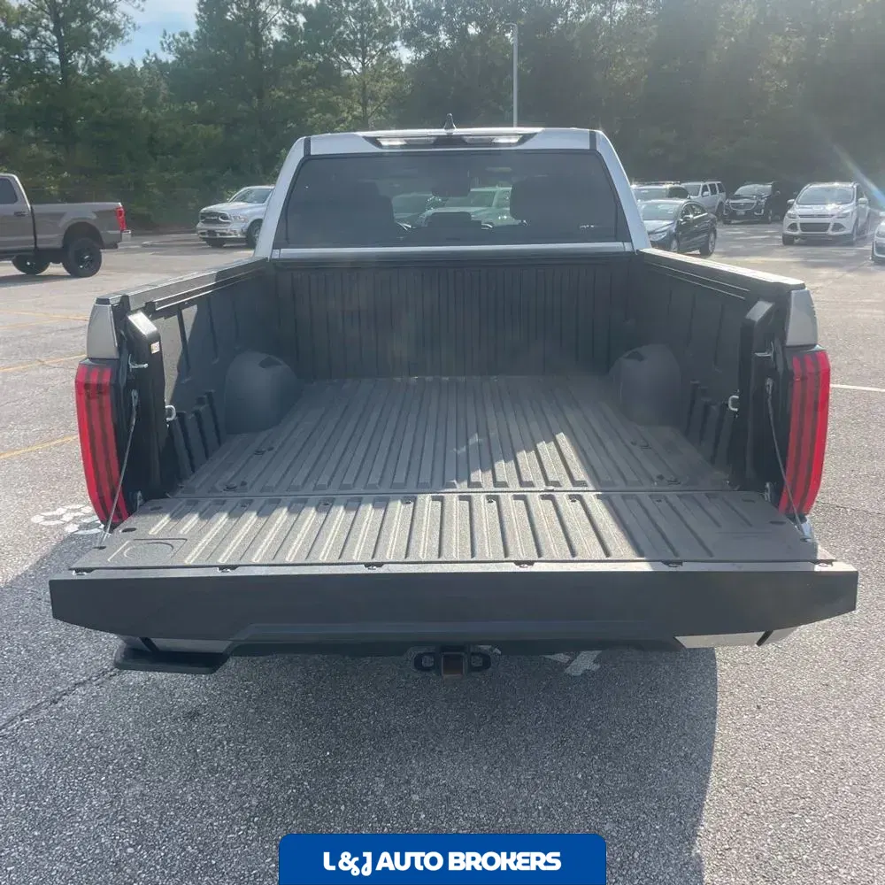 2025 Toyota Tundra Limited HV