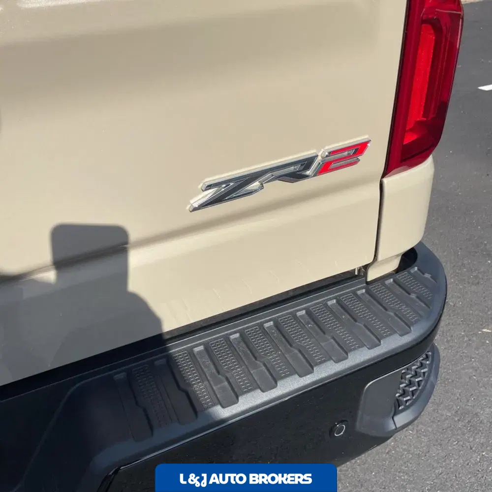 2023 Chevrolet Silverado 1500 ZR2