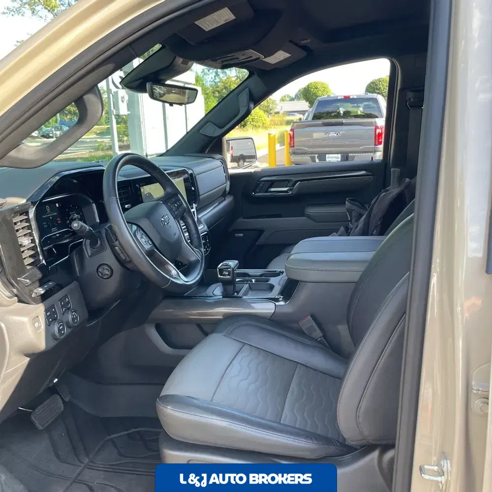 2023 Chevrolet Silverado 1500 ZR2