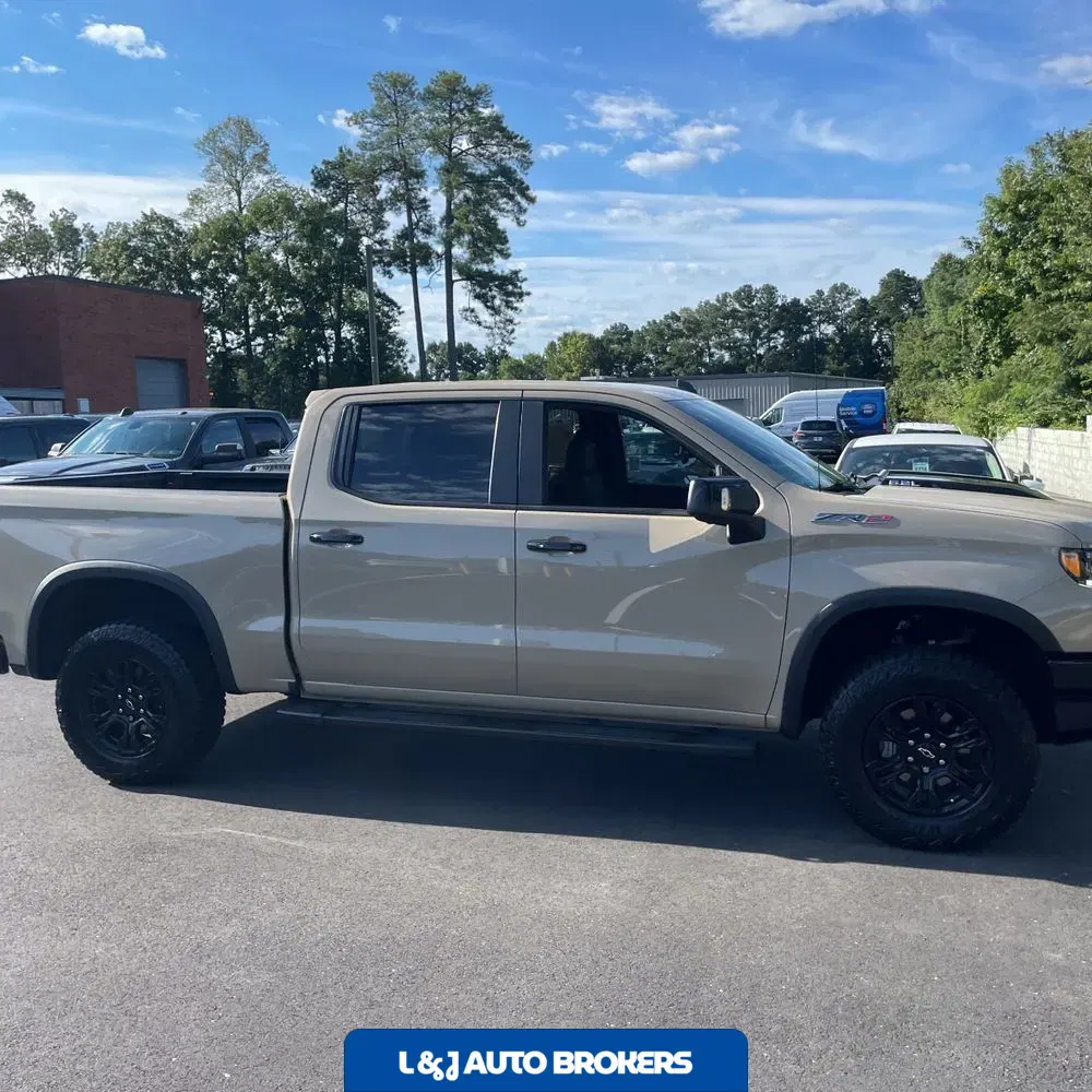 2023 Chevrolet Silverado 1500 ZR2