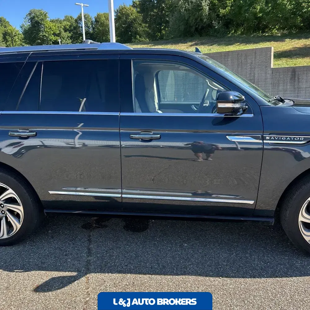 2024 Lincoln Navigator Reserve