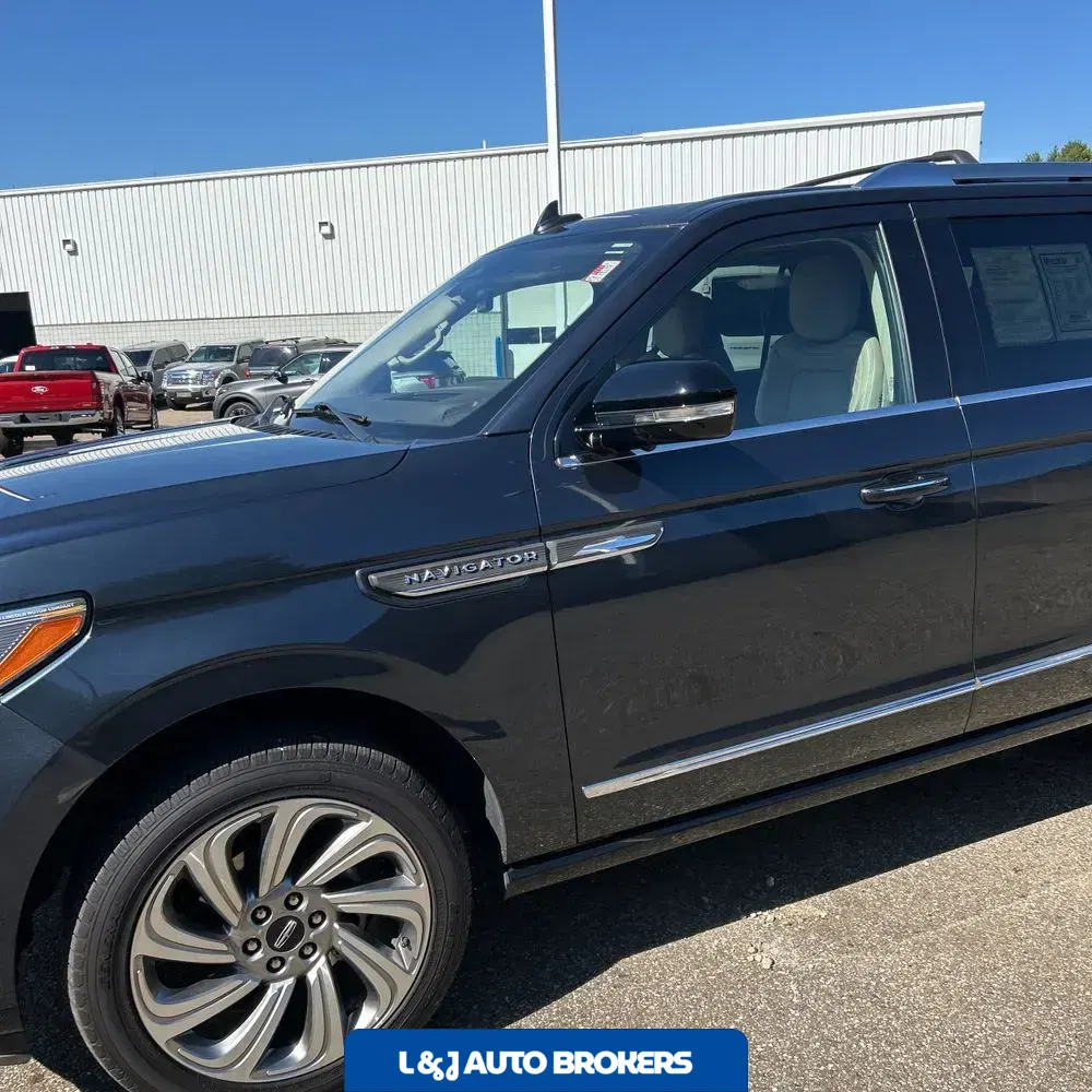2024 Lincoln Navigator Reserve