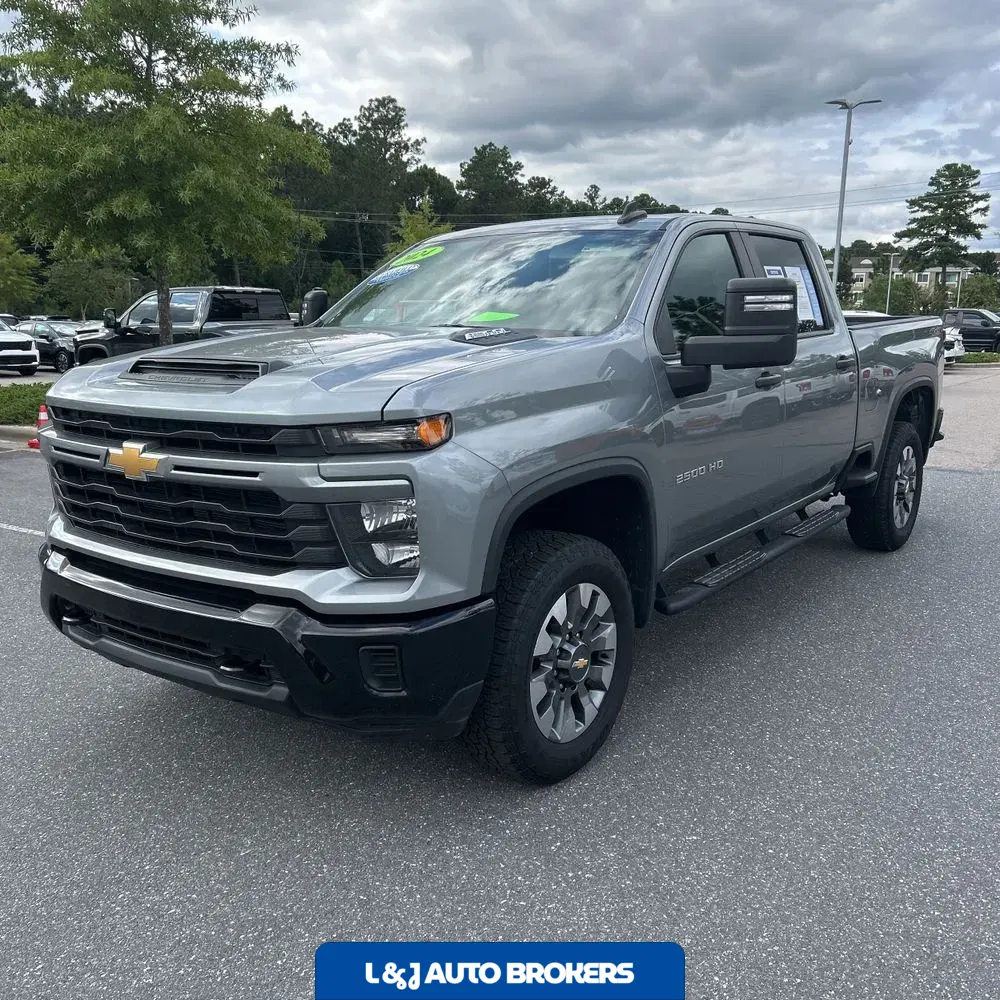 2024 Chevrolet Silverado 2500HD Custom