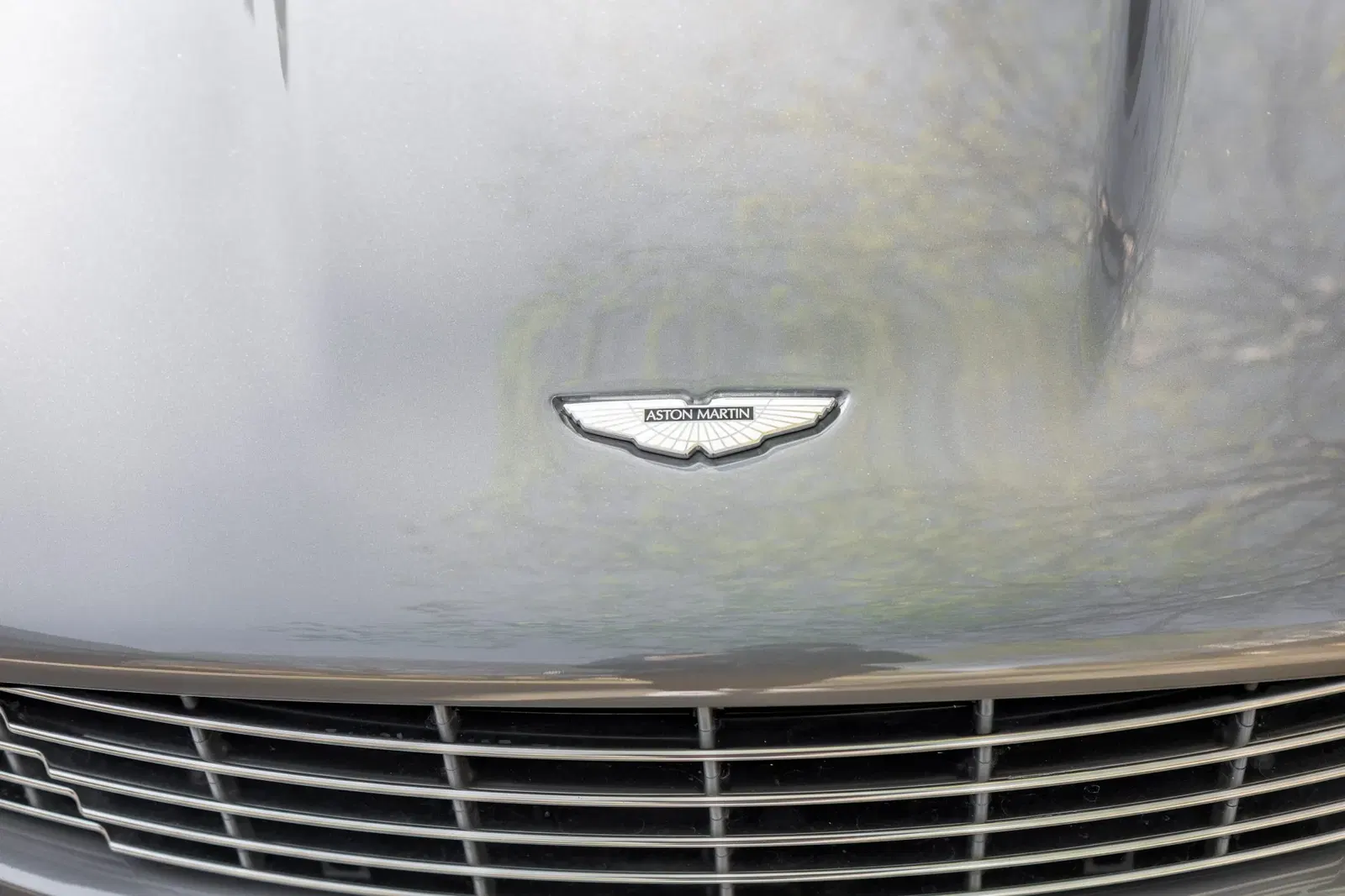 8k-Mile 2009 Aston Martin DBS 6-Speed
