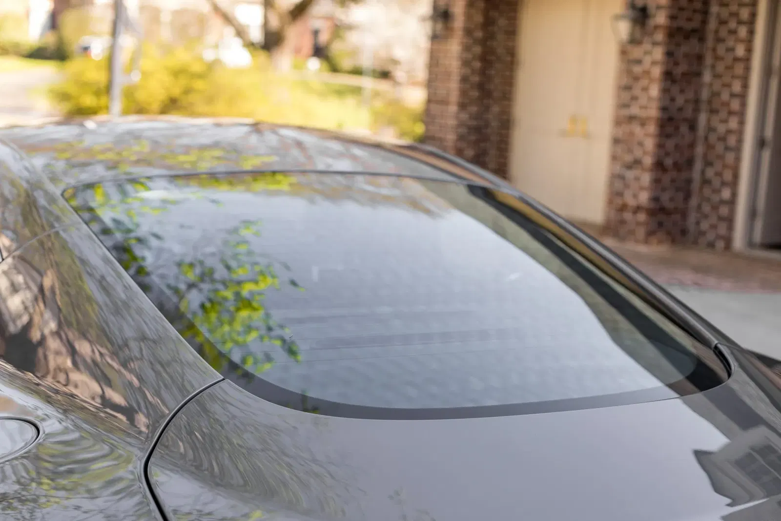 8k-Mile 2009 Aston Martin DBS 6-Speed