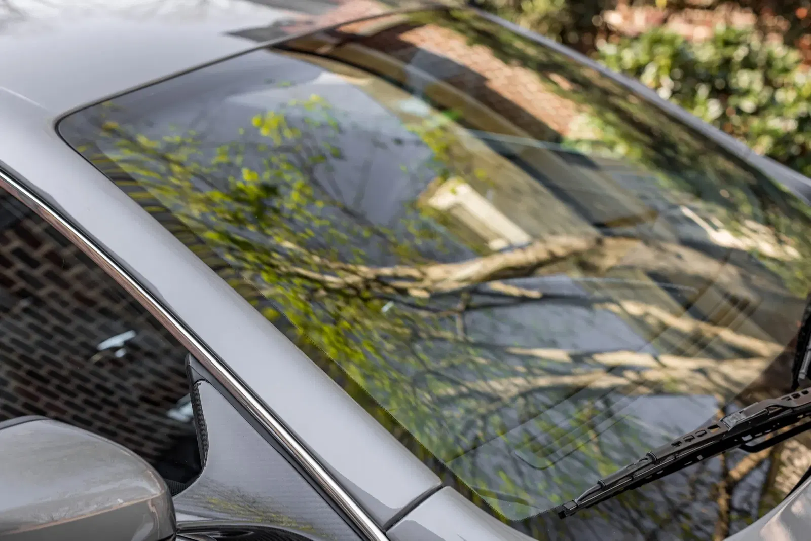 8k-Mile 2009 Aston Martin DBS 6-Speed