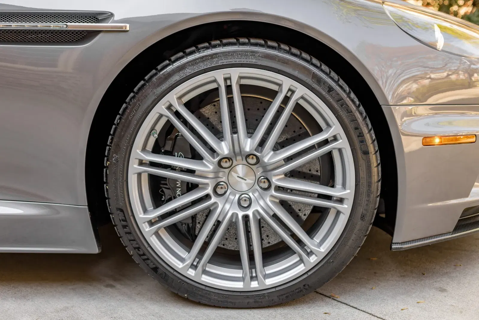 8k-Mile 2009 Aston Martin DBS 6-Speed