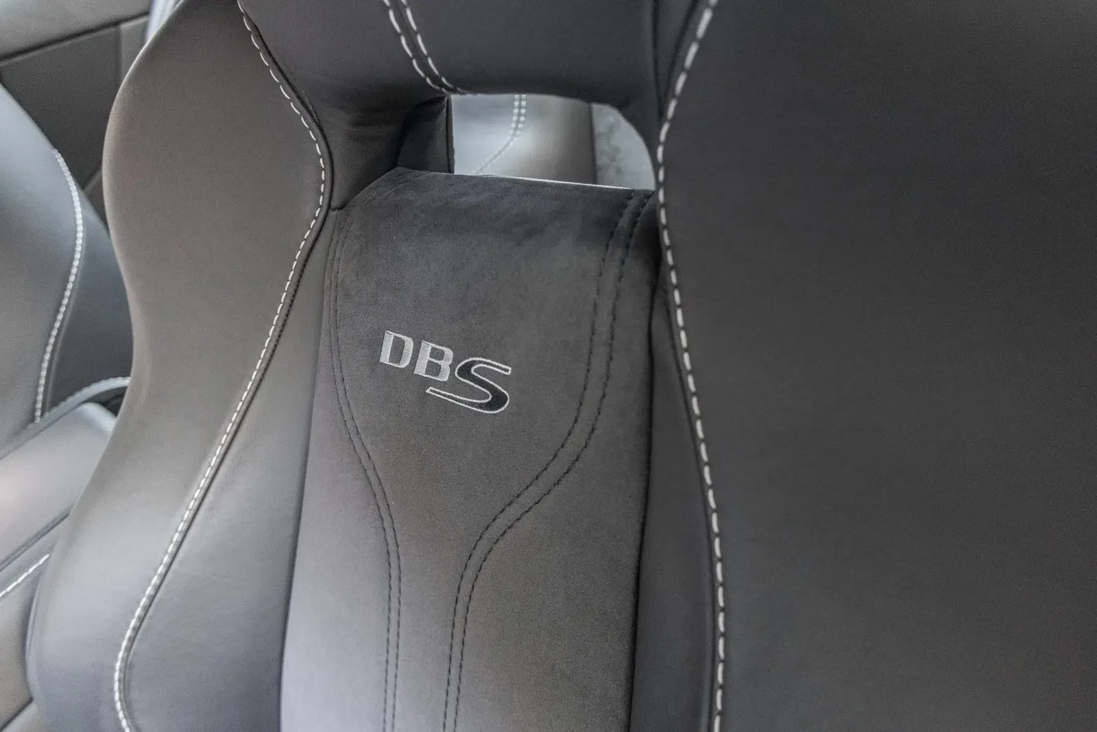 8k-Mile 2009 Aston Martin DBS 6-Speed