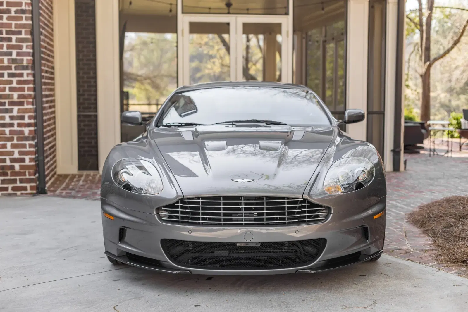 8k-Mile 2009 Aston Martin DBS 6-Speed