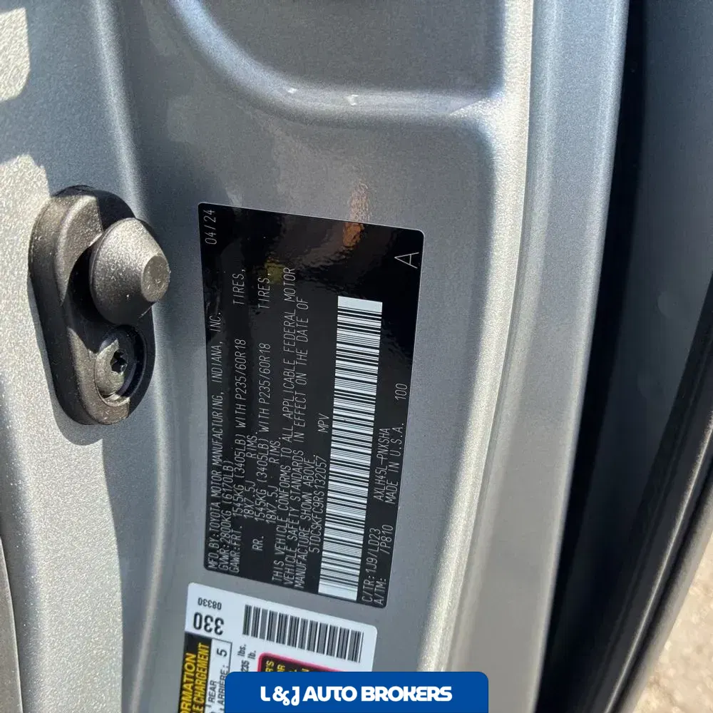 2024 Toyota Sienna XSE 7-Passenger
