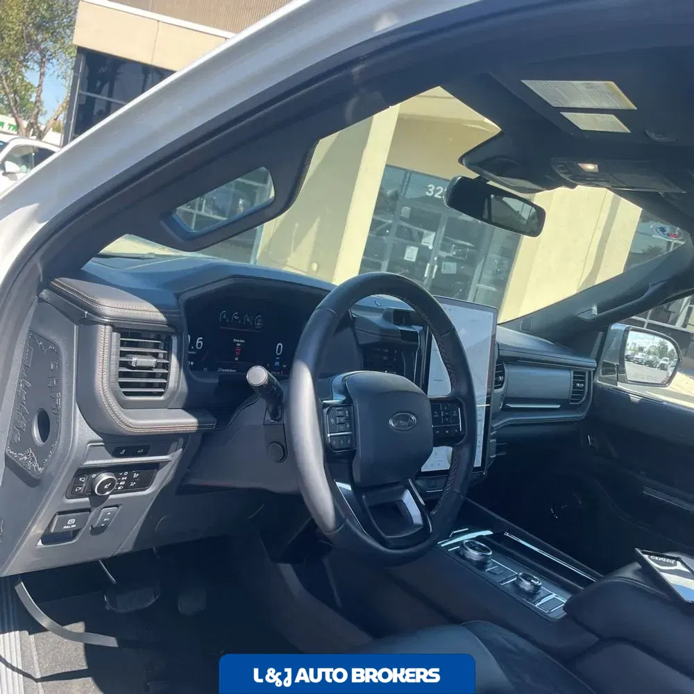 2024 Ford Expedition MAX Platinum
