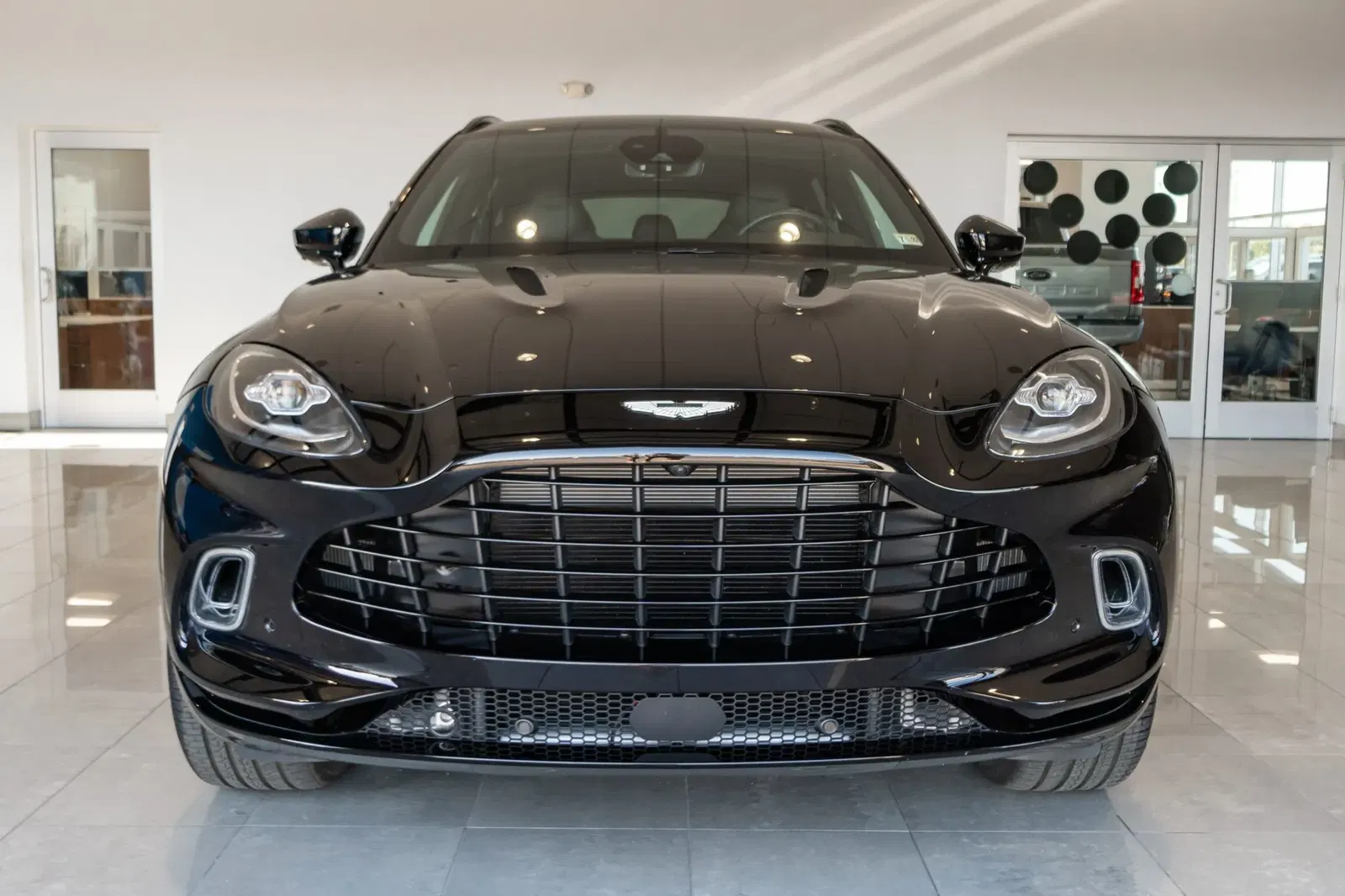 2021 Aston Martin DBX
