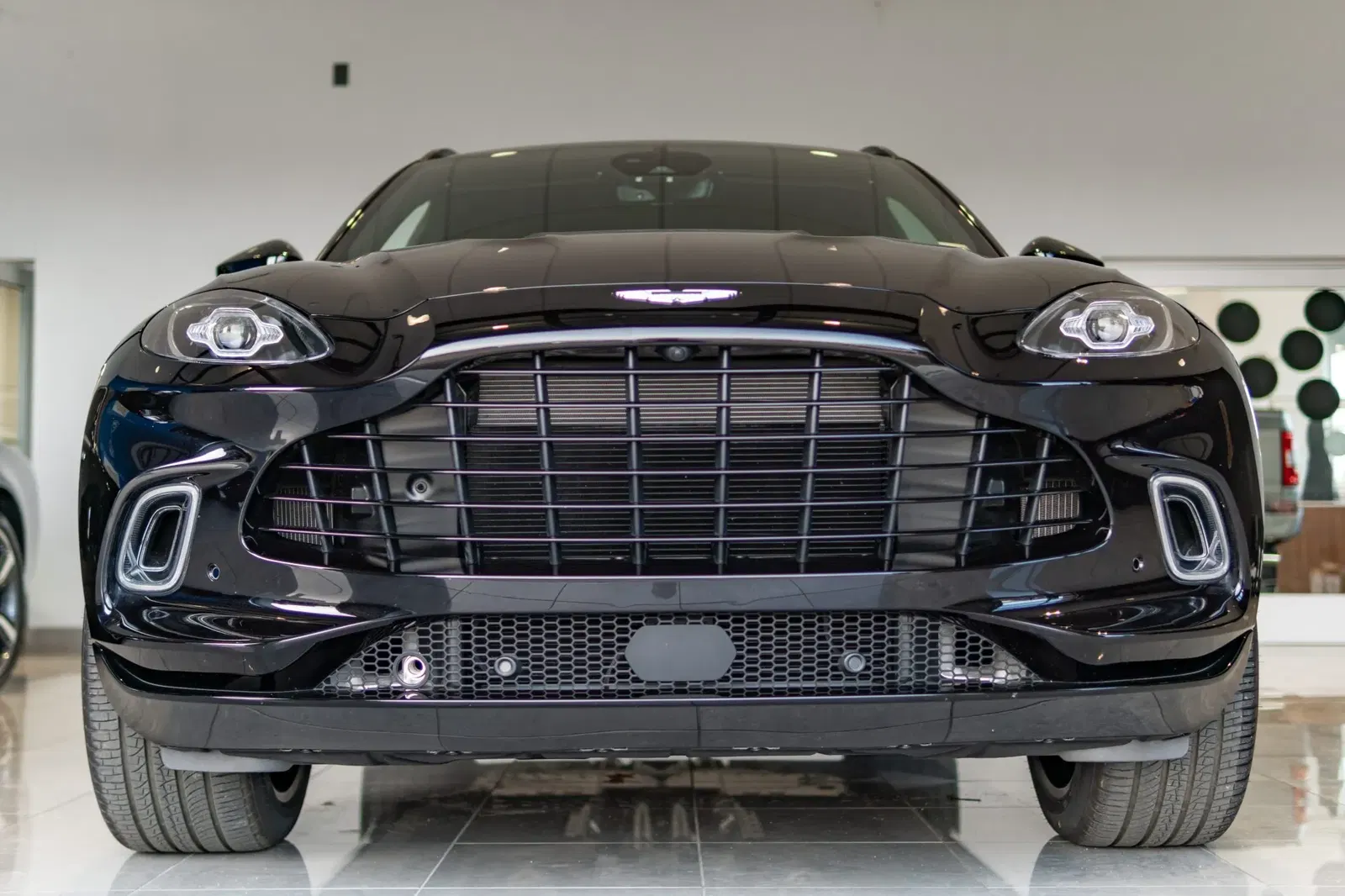 2021 Aston Martin DBX