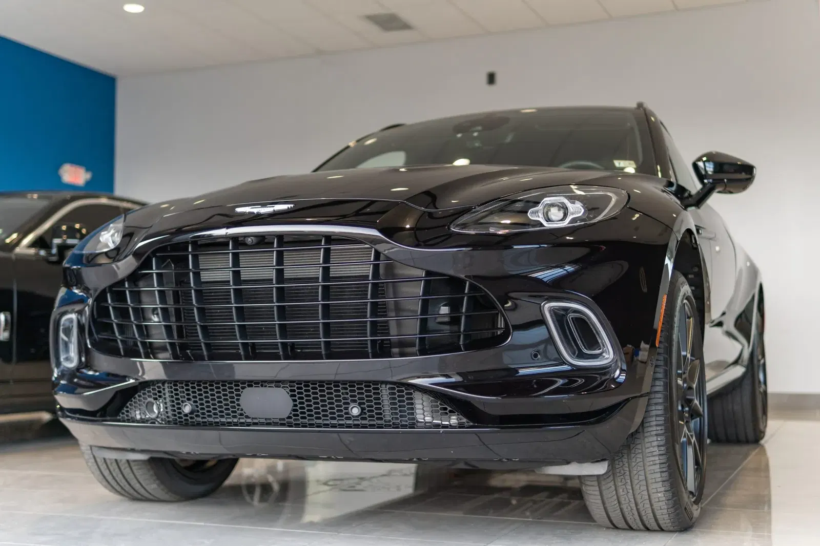 2021 Aston Martin DBX