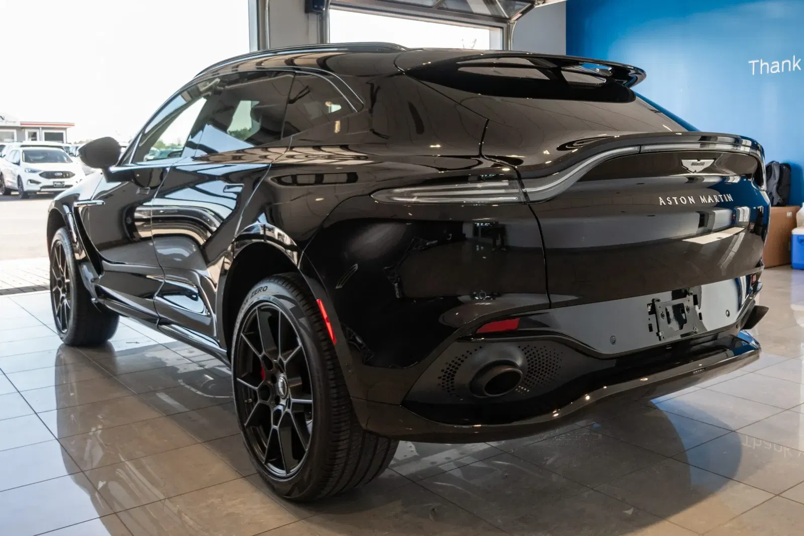 2021 Aston Martin DBX