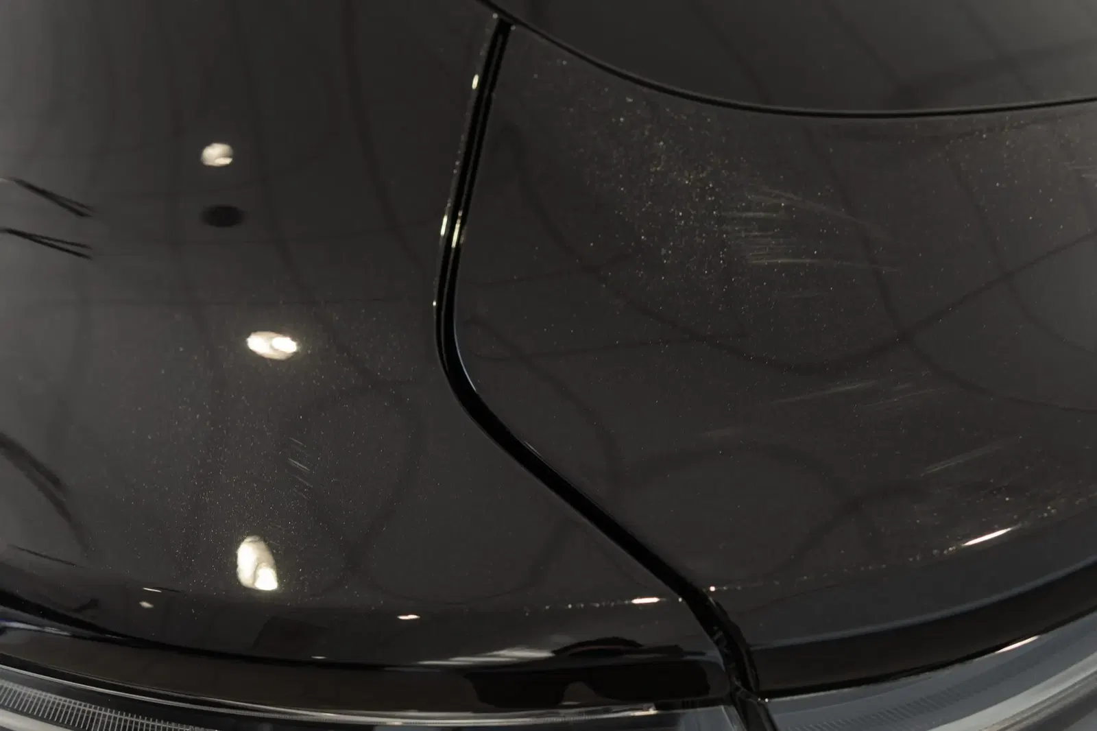 2021 Aston Martin DBX