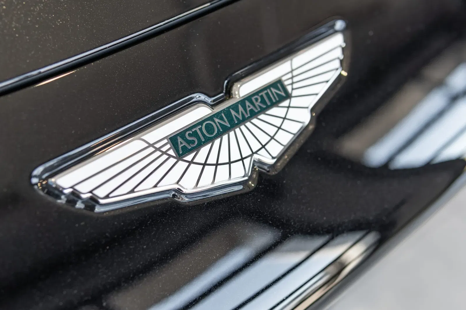 2021 Aston Martin DBX
