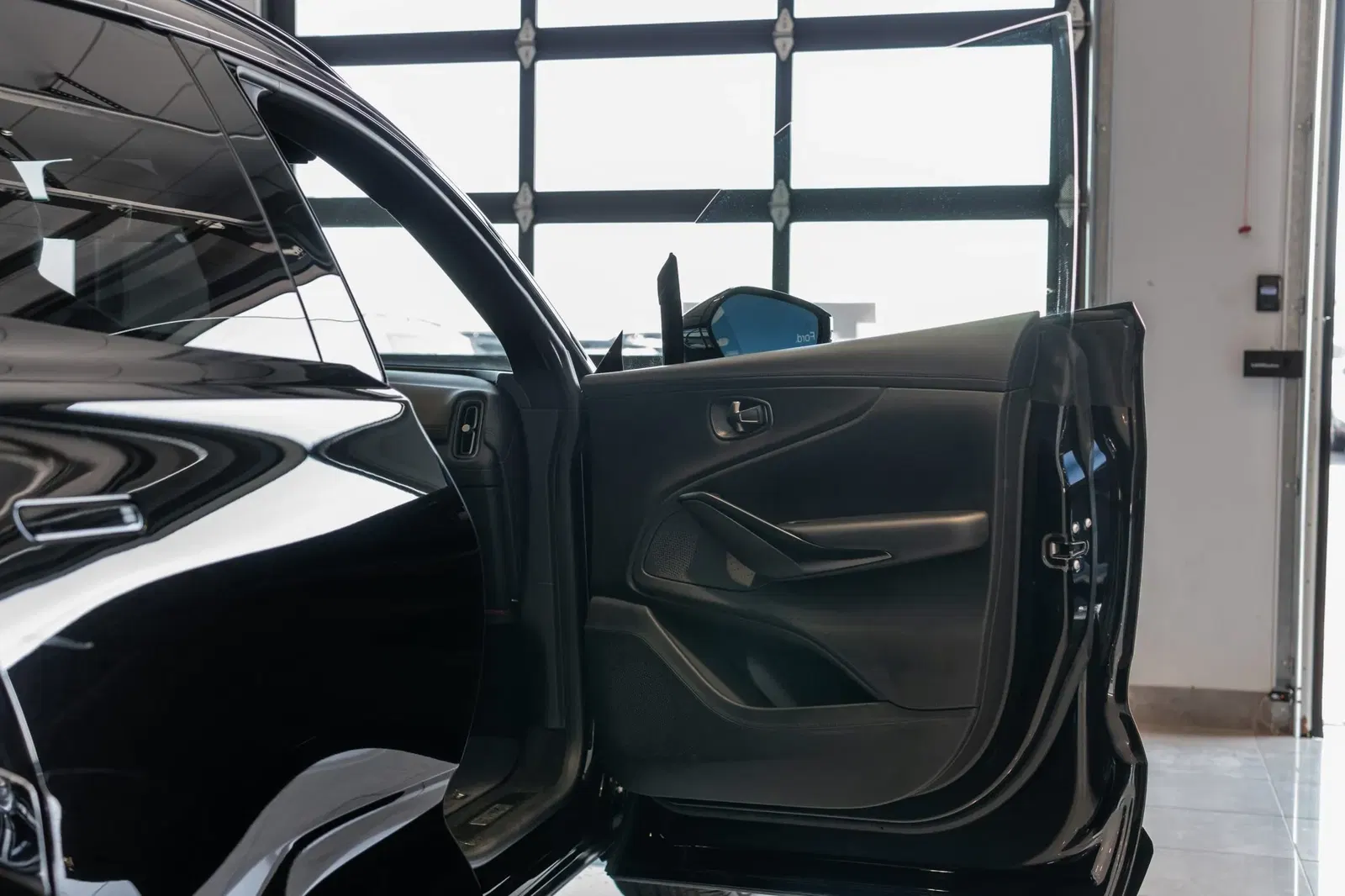2021 Aston Martin DBX