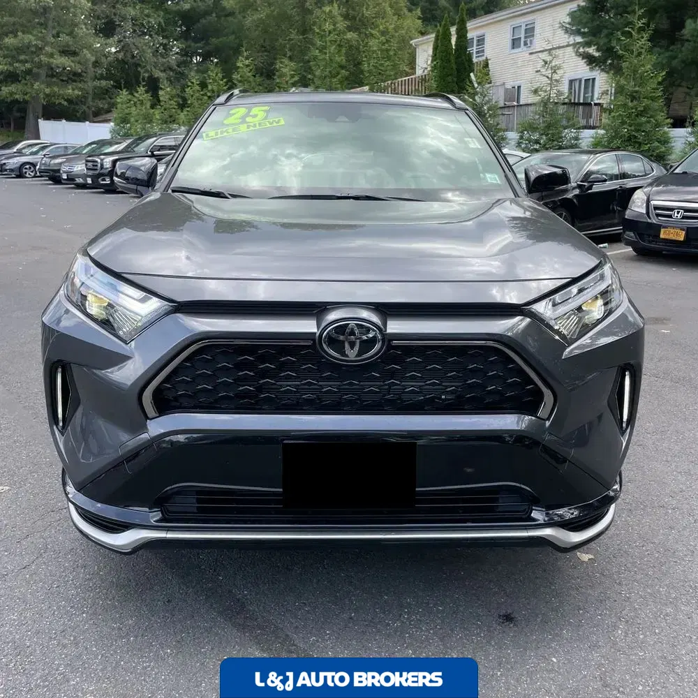2025 Toyota RAV4 Plug-in Hybrid XSE
