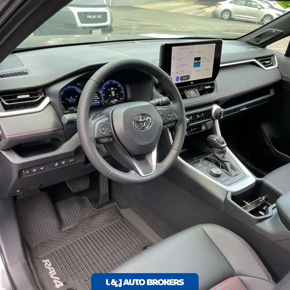2025 Toyota RAV4 Plug-in Hybrid XSE