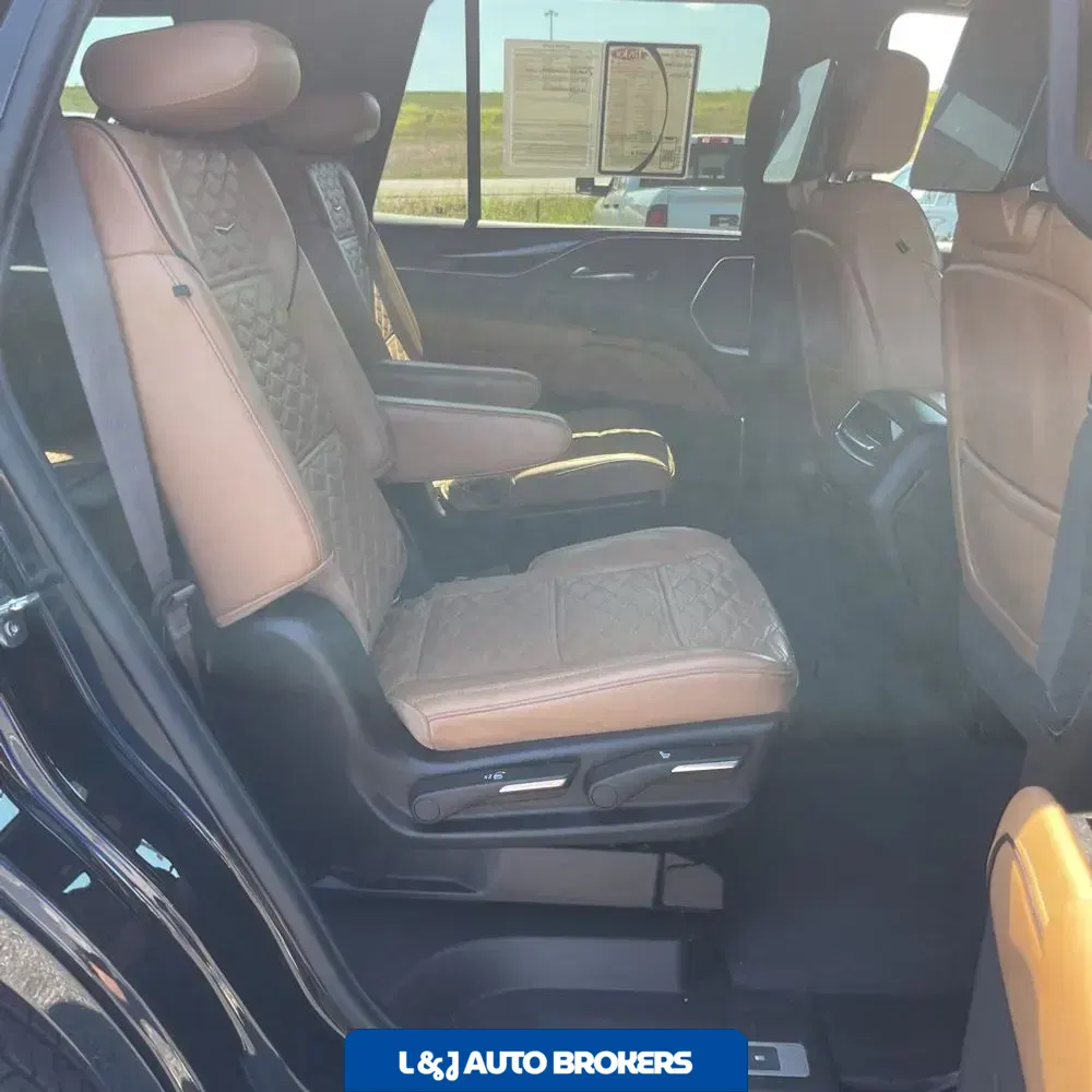 2021 Cadillac Escalade Sport