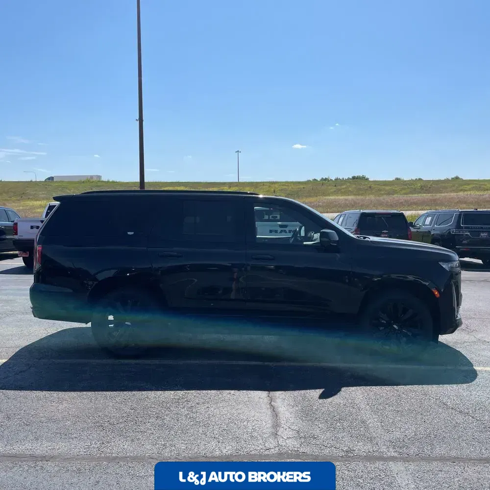 2021 Cadillac Escalade Sport