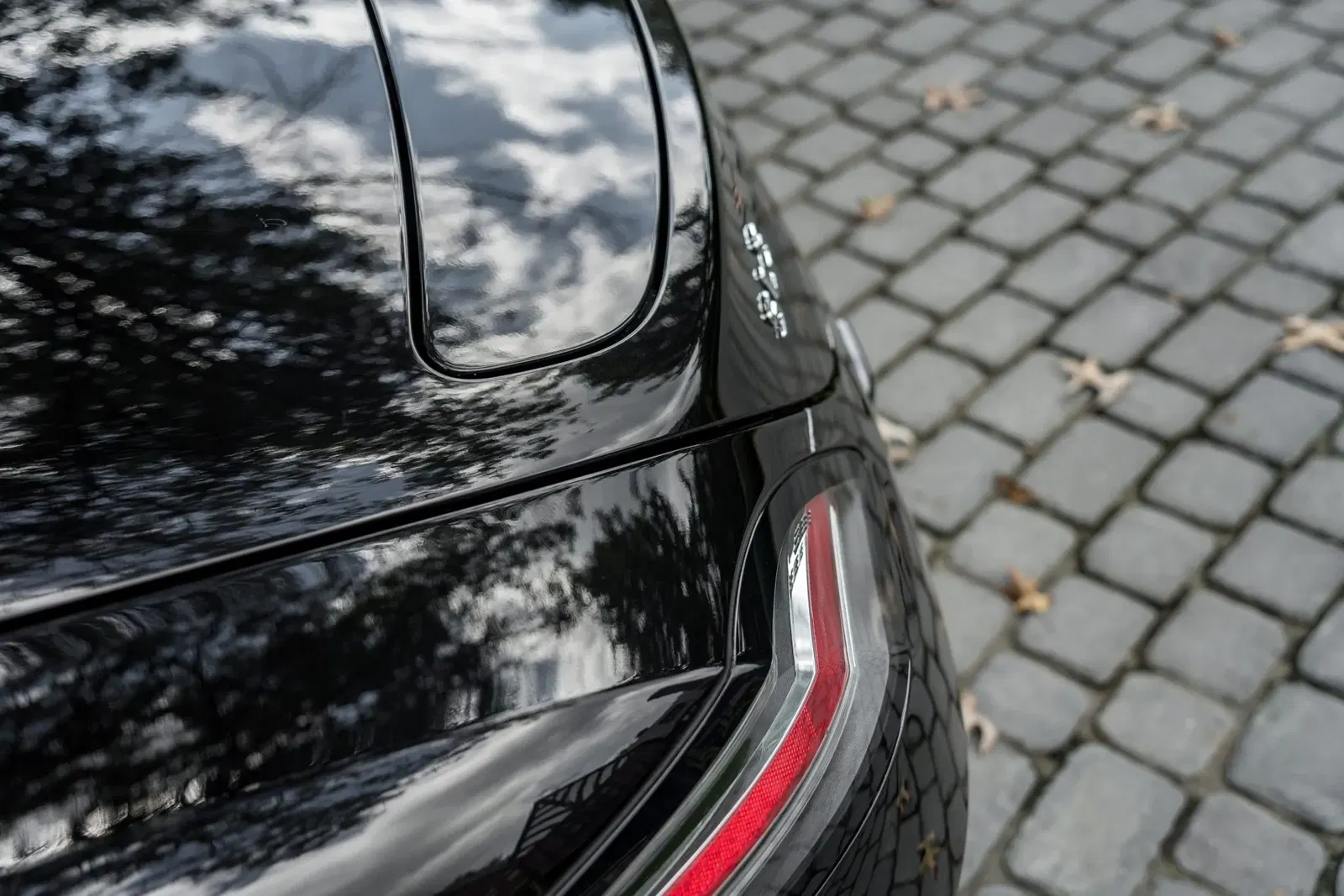 3,400-Mile 2013 Mercedes-Benz SLS AMG GT Coupe
