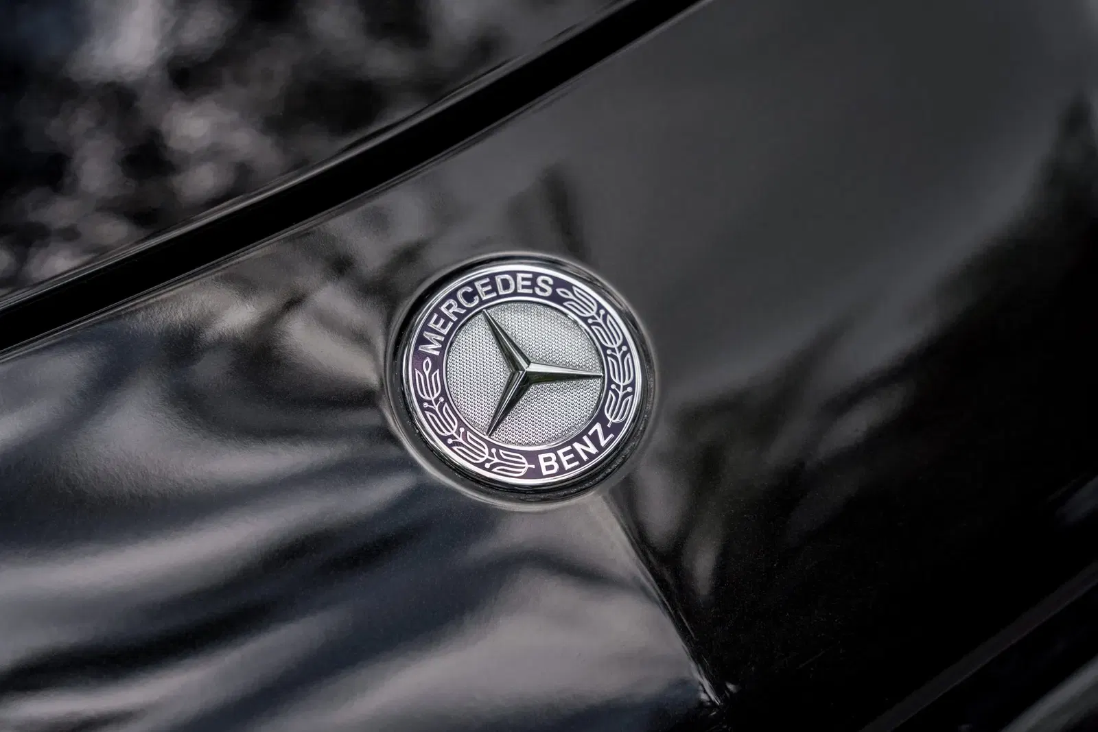 3,400-Mile 2013 Mercedes-Benz SLS AMG GT Coupe