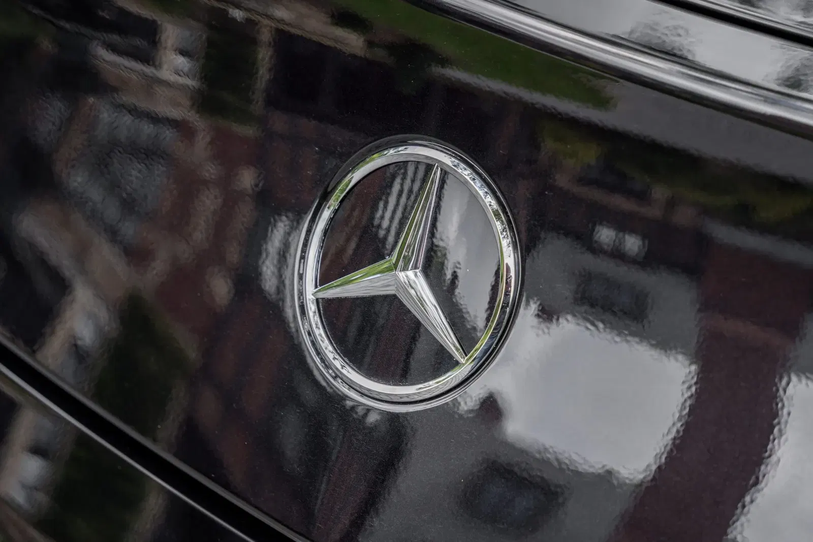 3,400-Mile 2013 Mercedes-Benz SLS AMG GT Coupe