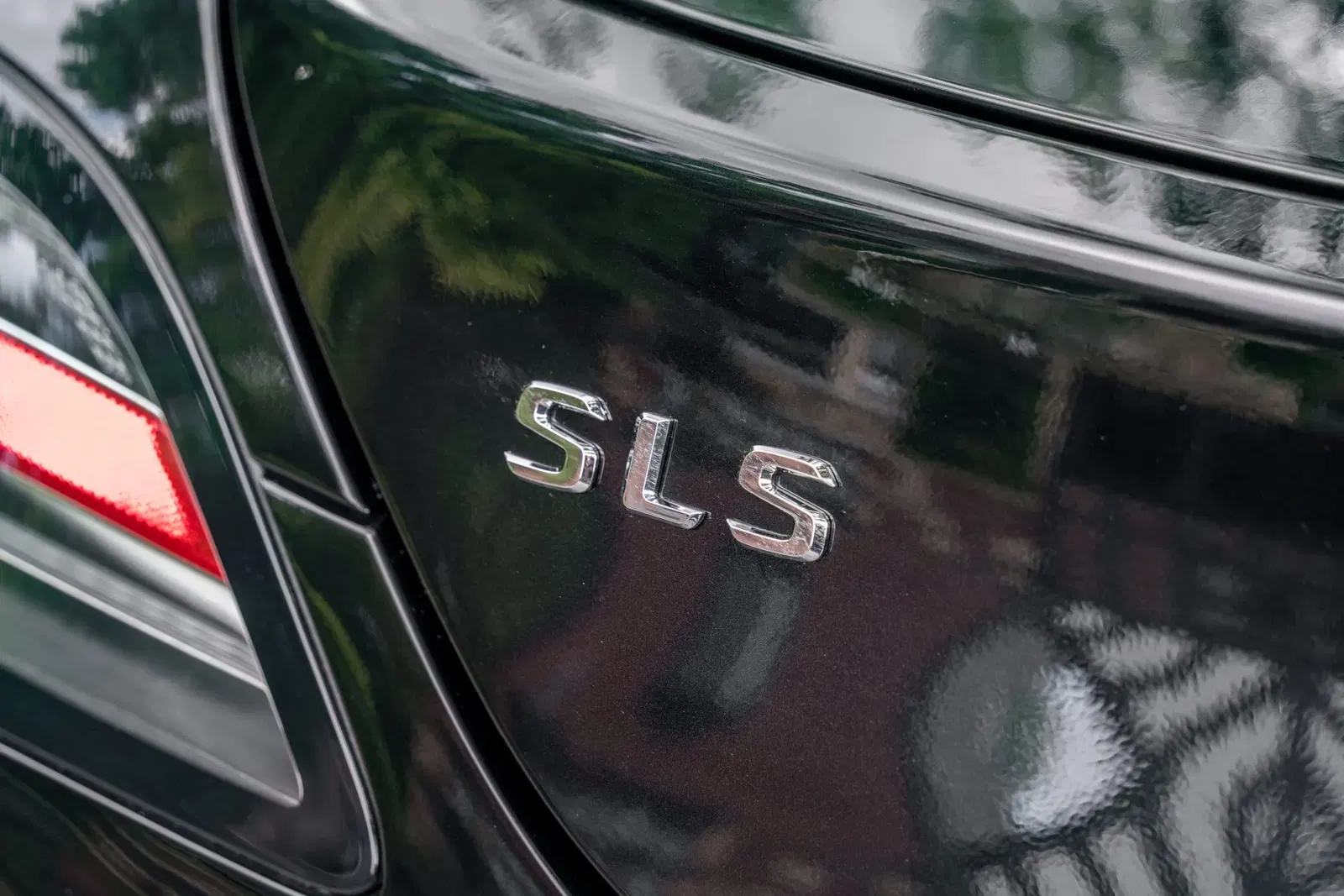 3,400-Mile 2013 Mercedes-Benz SLS AMG GT Coupe