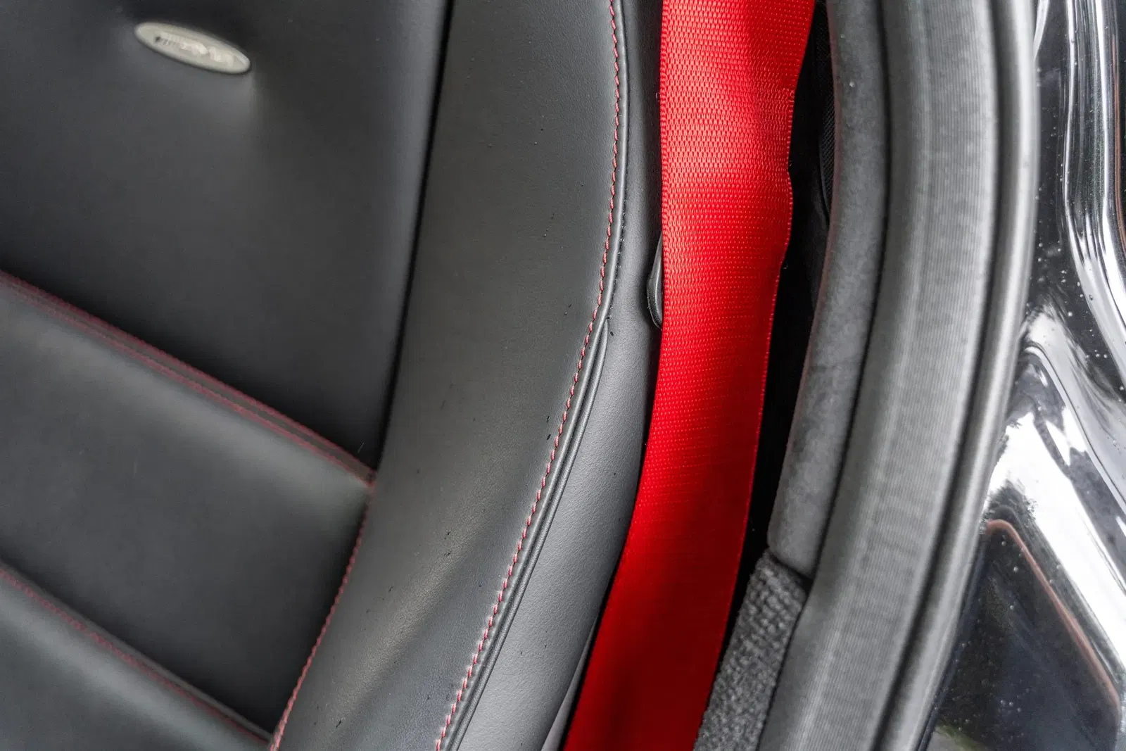 3,400-Mile 2013 Mercedes-Benz SLS AMG GT Coupe