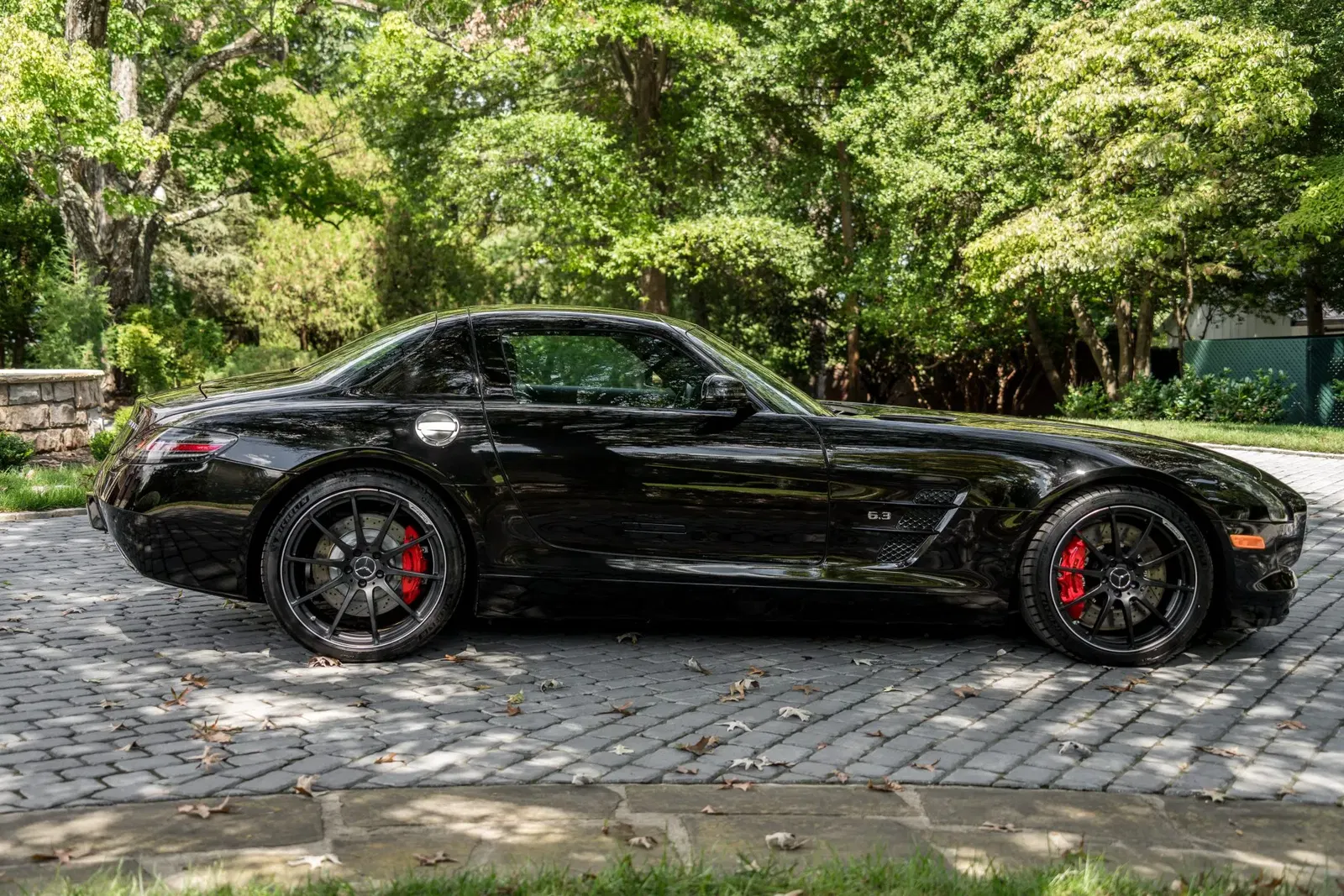 3,400-Mile 2013 Mercedes-Benz SLS AMG GT Coupe