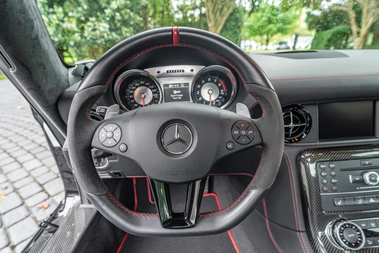 3,400-Mile 2013 Mercedes-Benz SLS AMG GT Coupe