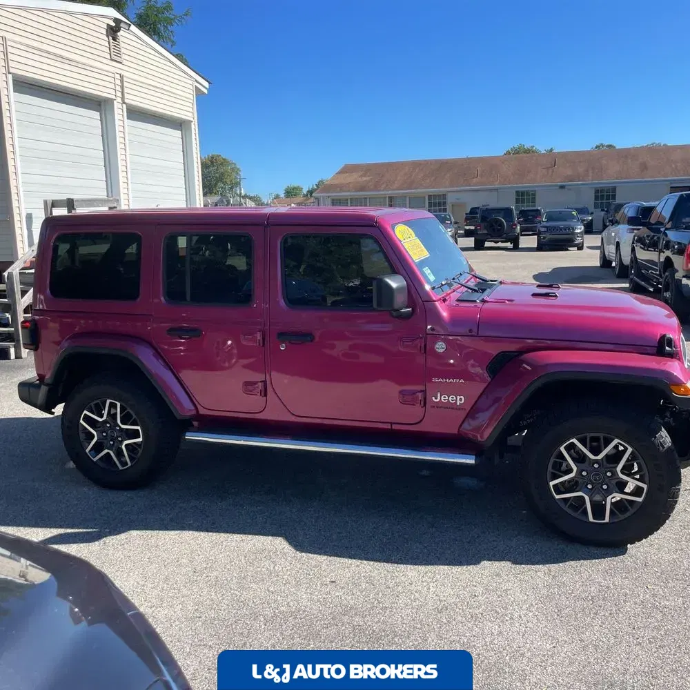 2024 Jeep Wrangler Sahara