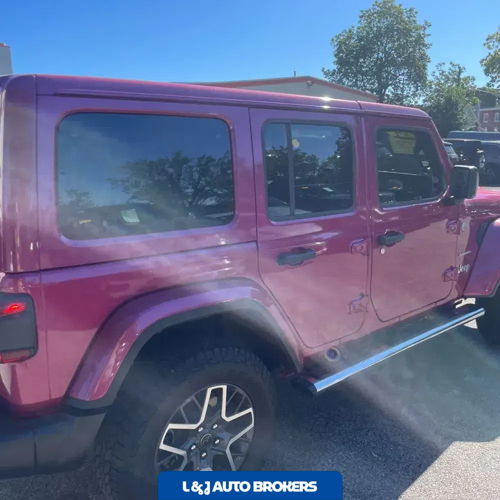 2024 Jeep Wrangler Sahara