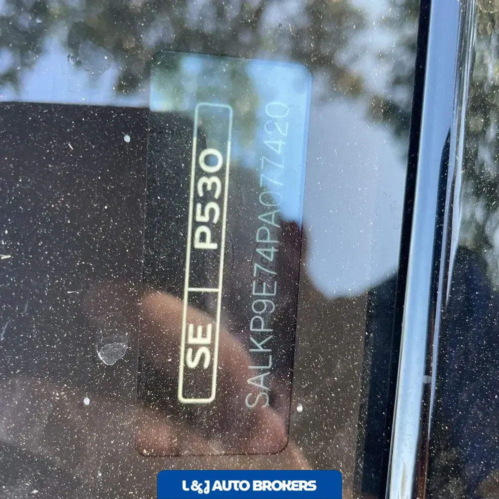2023 Land Rover Range Rover P530 SE