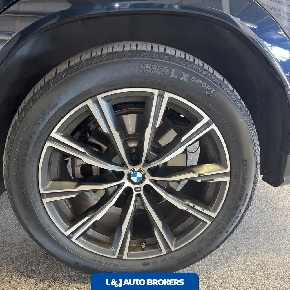 2025 BMW X6 XDrive40i