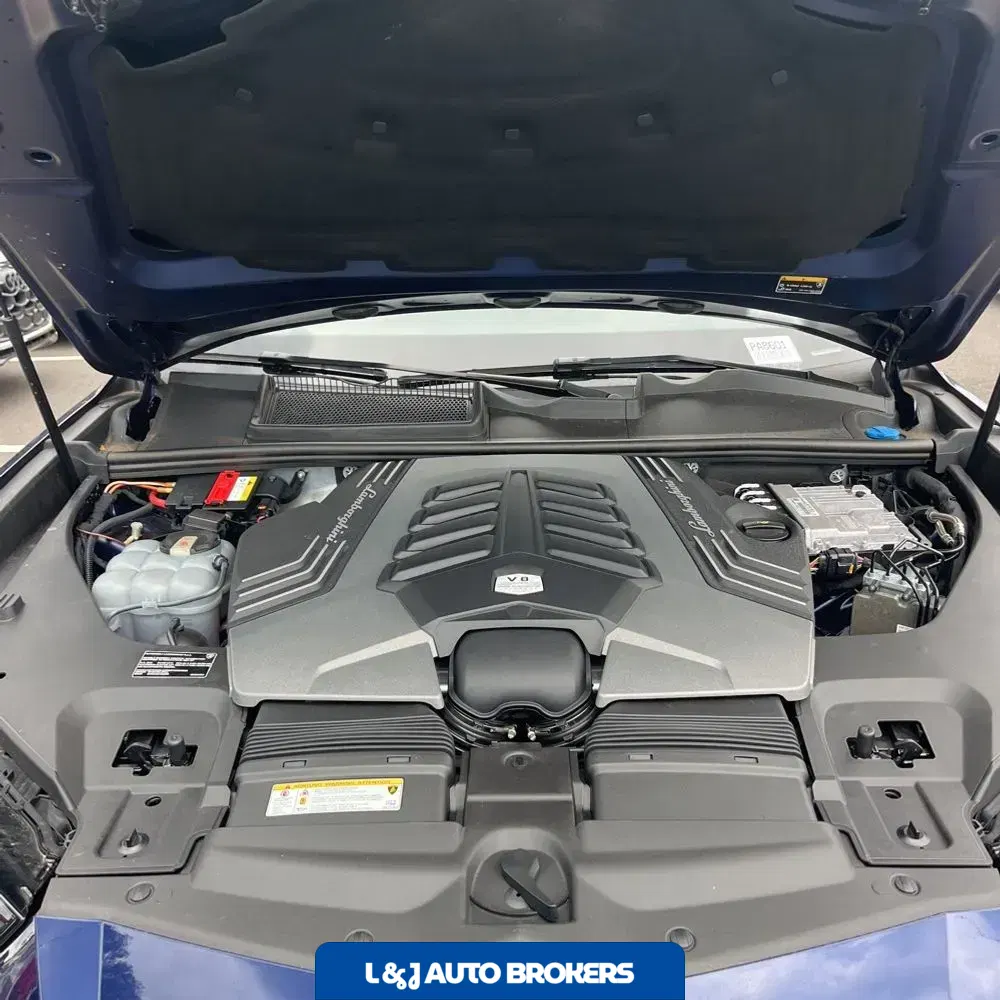 2021 Lamborghini Urus Base