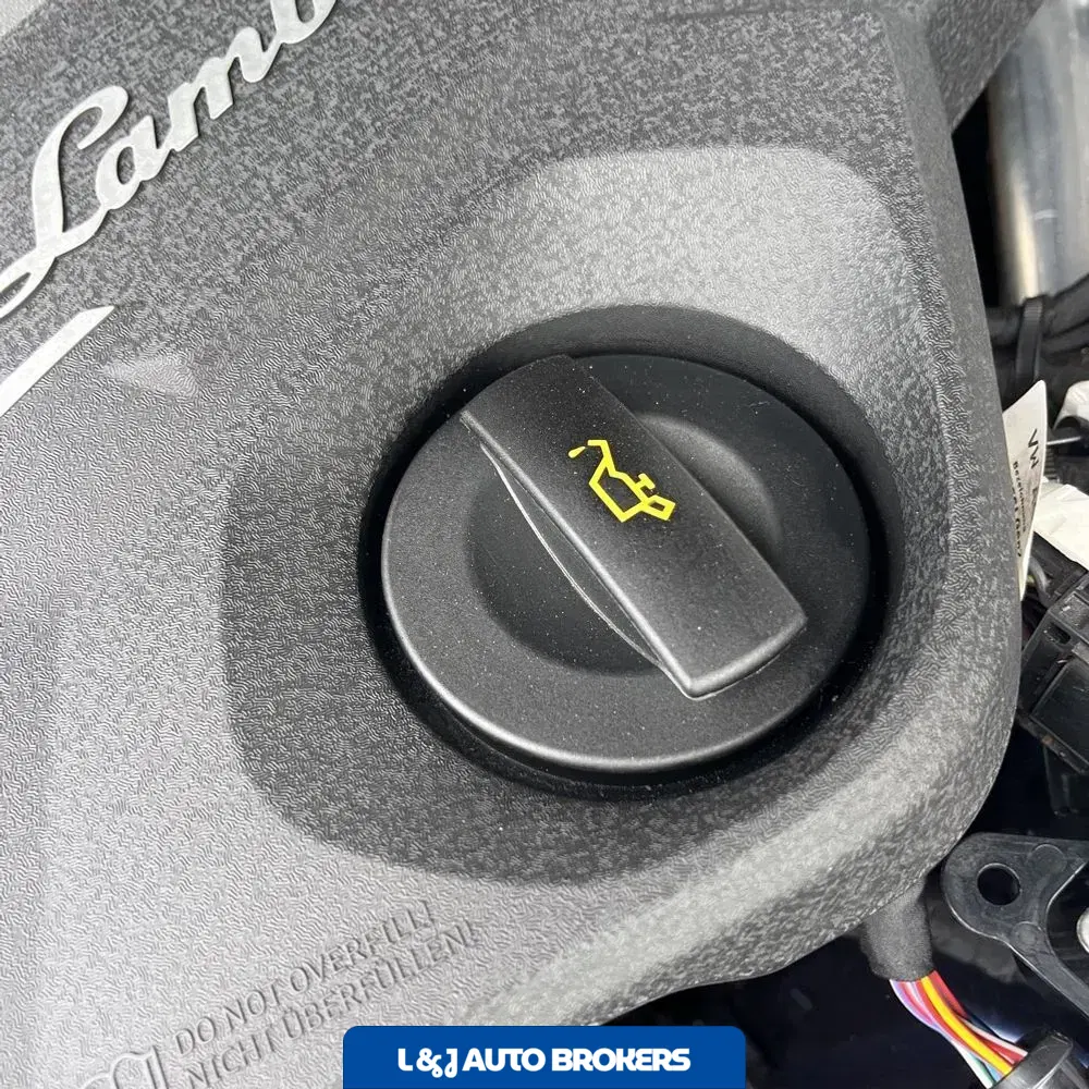 2021 Lamborghini Urus Base