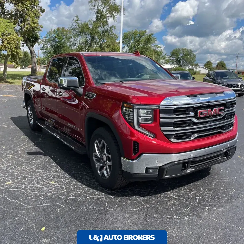 2024 GMC Sierra 1500 SLT