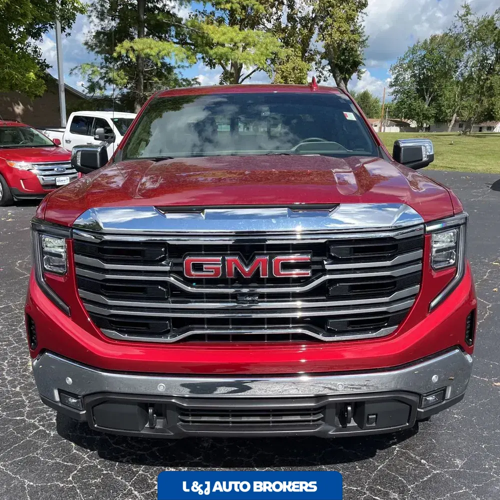 2024 GMC Sierra 1500 SLT