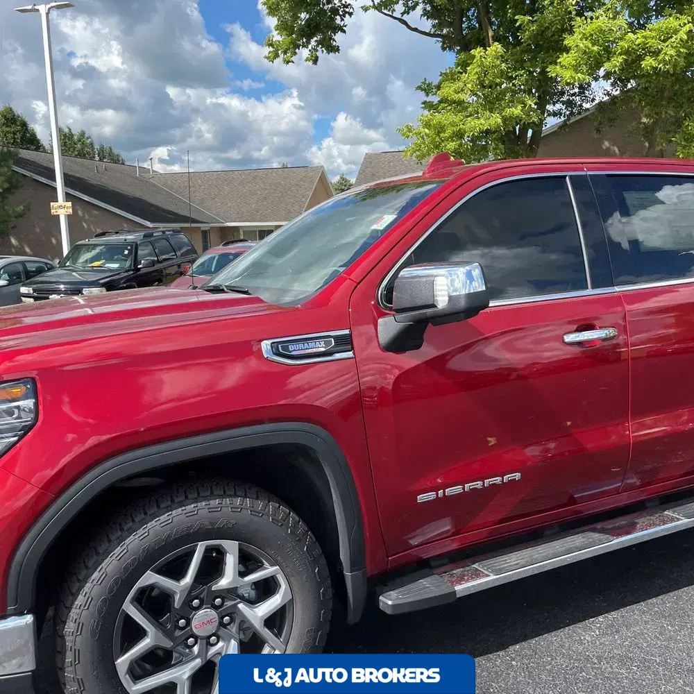 2024 GMC Sierra 1500 SLT