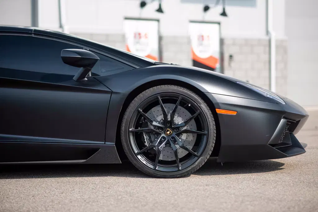 2015 Lamborghini Aventador Roadster