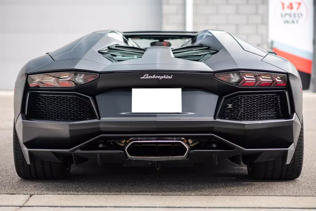 2015 Lamborghini Aventador Roadster