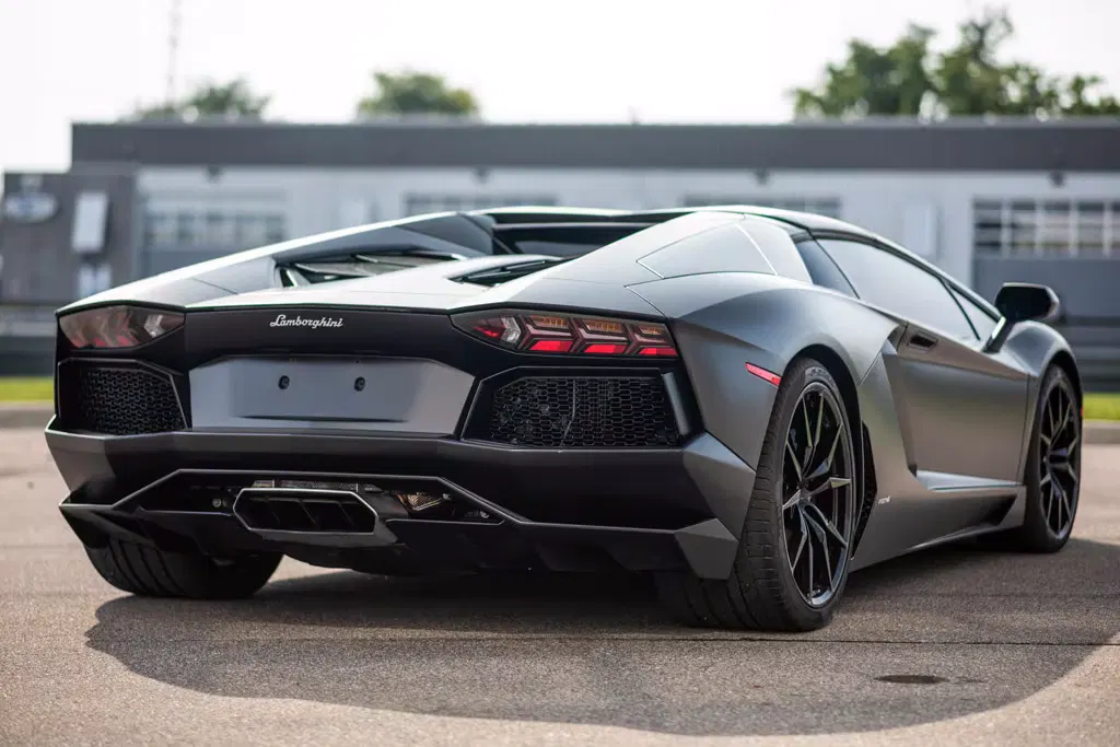 2015 Lamborghini Aventador Roadster