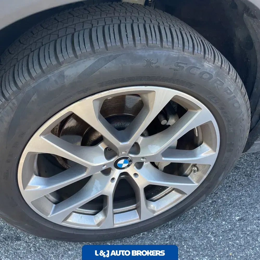 2023 BMW X6 XDrive40i