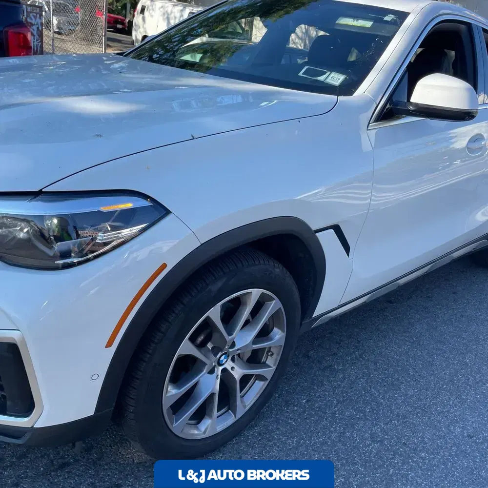 2023 BMW X6 XDrive40i
