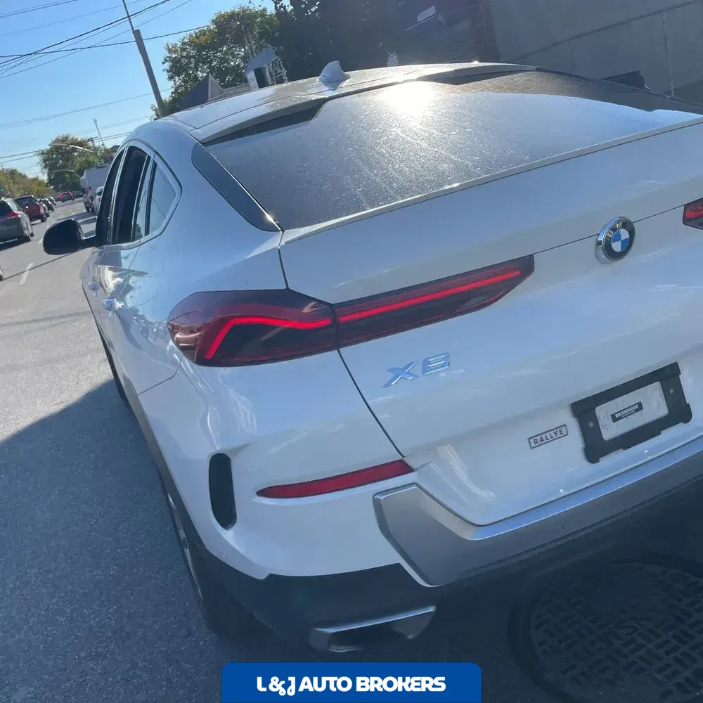 2023 BMW X6 XDrive40i