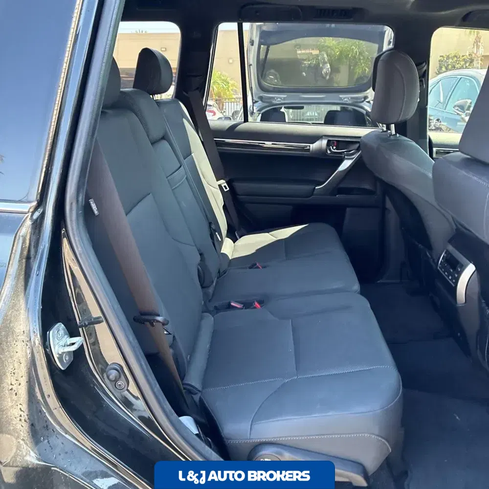 2023 Lexus GX 460 Base